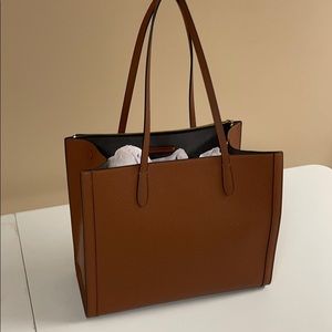 Banana Republic tan leather tote bag like new